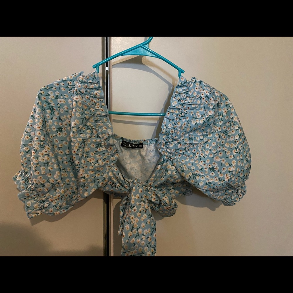 Shein crop top